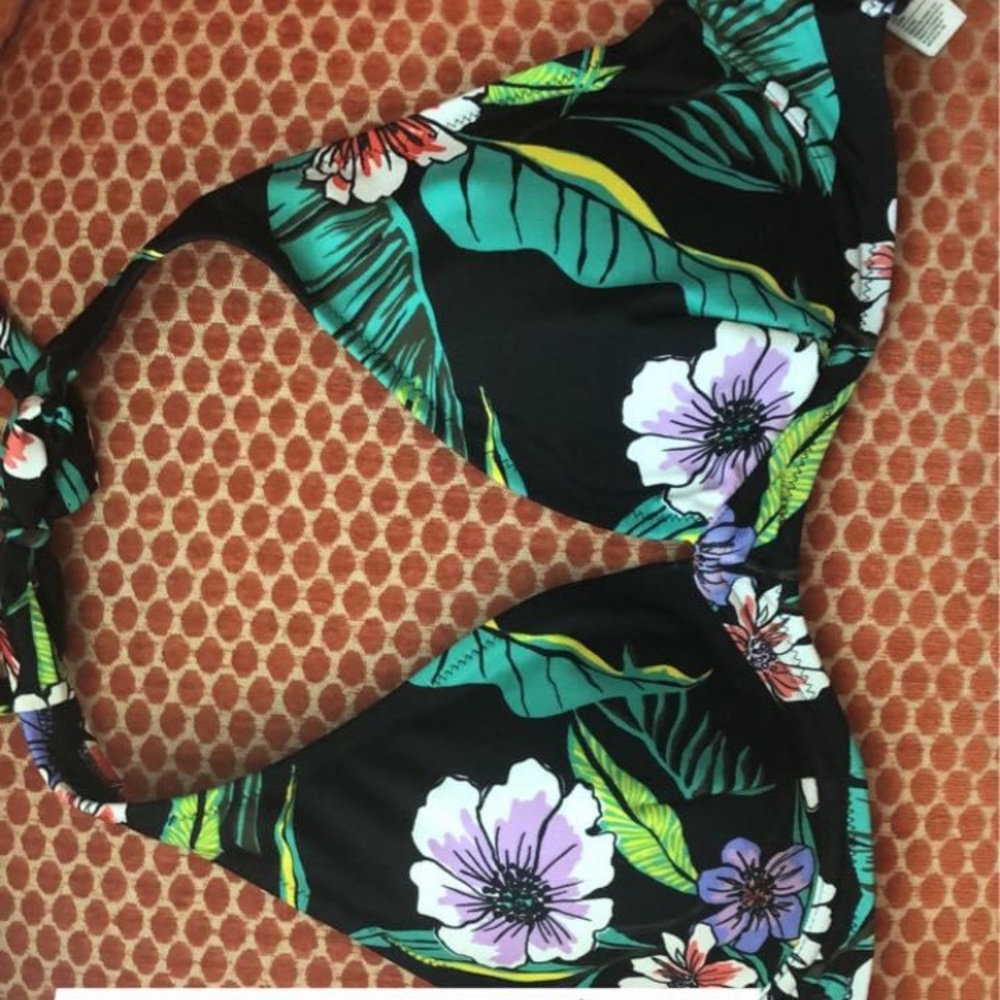 Bathing suit top